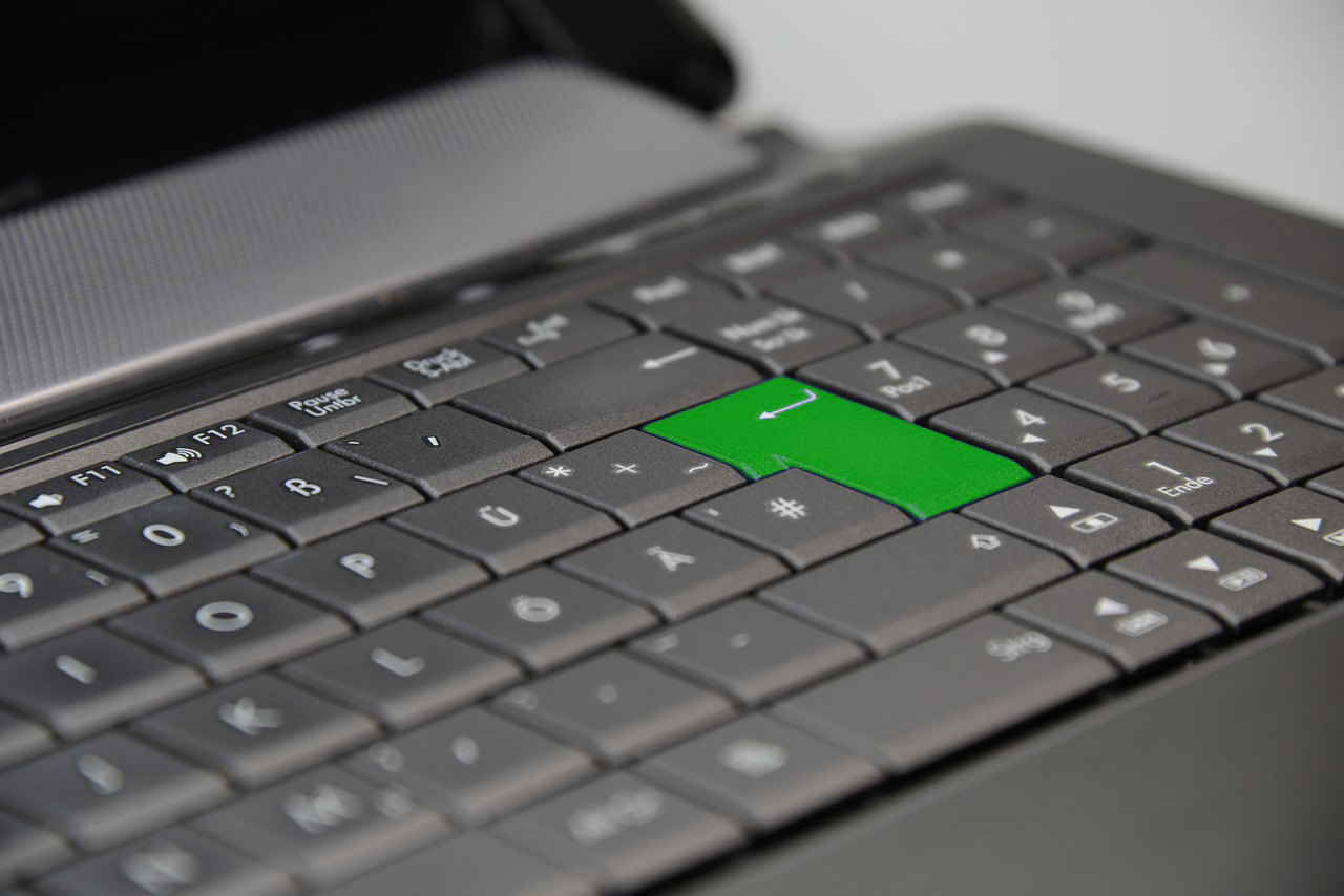 keyboard-453795_1280(1).jpg