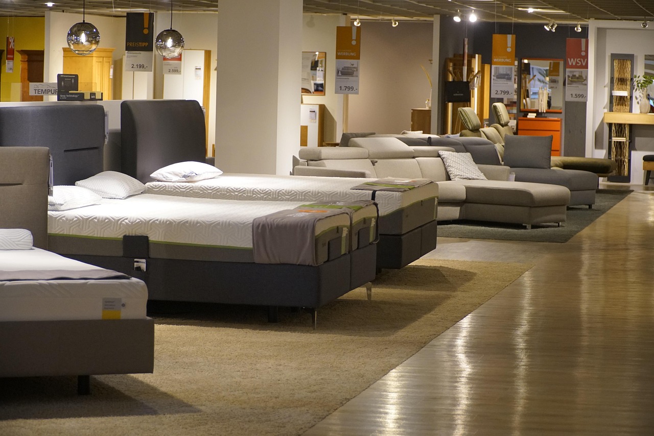 store-6932290_1280.jpg